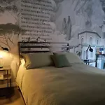 Bb Letterario Bed & Breakfast *