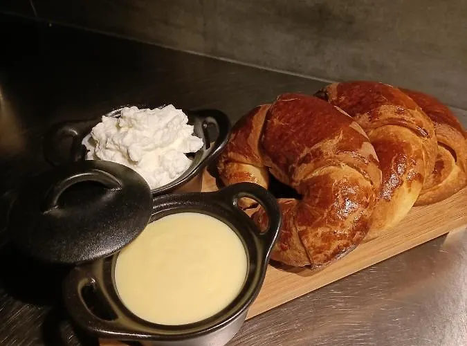 Bed and Breakfast Bb Letterario Ραβένα